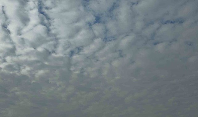 Elazığ'da bulutların görsel şöleni