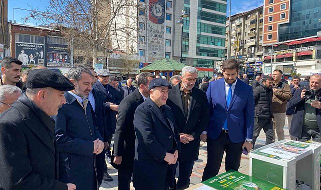 Elazığ'da Gazze için El Ele Türkiye'den Filistin'e yardım kampanyası