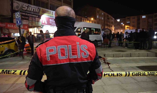 Elazığ'da minibüs durağına silahlı saldırı: 2 yaralı