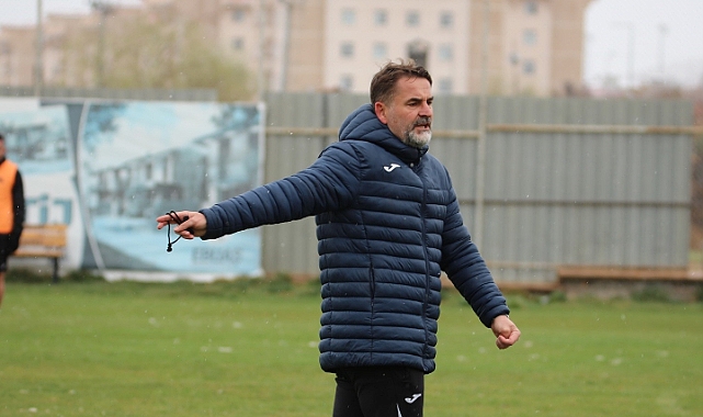 Elazığspor teknik direktörü Yenihayat'a PFDK'dan 2 maç ceza
