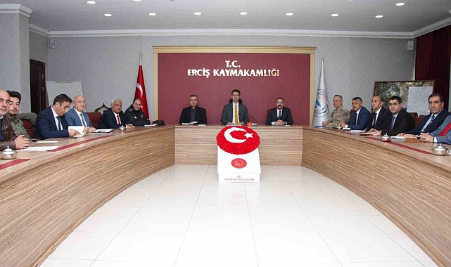 Erciş'te "Uluslararası İnci Kefali Göçü Kültür ve Sanat Festivali" hazırlık toplantısı yapıldı
