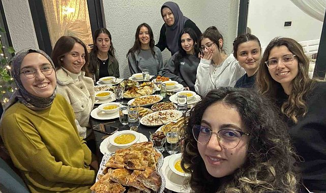 Erzincan'da "Gurbetteki Ailem" projesiyle Ramazan'ın bereketi hep birlikte paylaşılıyor