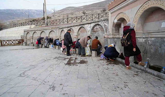 Erzincanlılar 'ekşisu' ile iftar açıyor