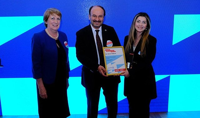 ETÜ'lü akademisyen British Council'den ödül aldı