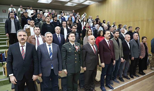 FÜ'de 'Mehmet Akif Ersoy' anıldı