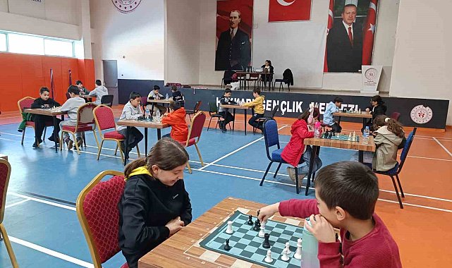 Hakkari'de Satranç İl Şampiyonası heyecanı