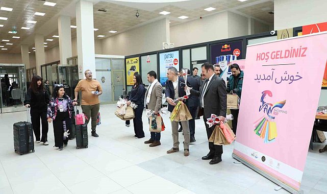 İranlı turistler Van&#039;a akın etti