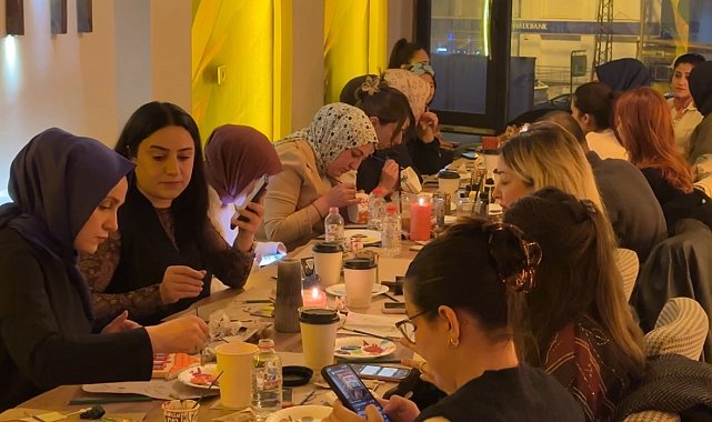 Kadınlar seramik ve boyama etkinliğinde hünerlerini gösterdiler