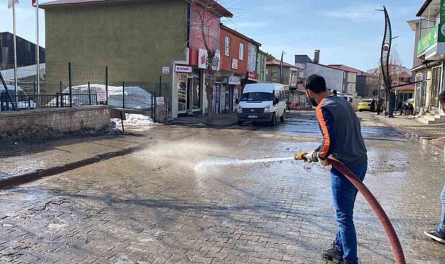 Karlıova'da bahar temizliği