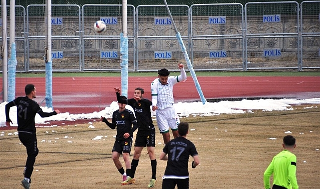 Kars 36 Spor'da galibiyet sevinci