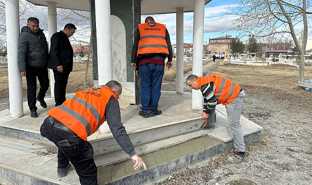 Kars Belediyesi bayram öncesi temizlik çalışmalarına başladı