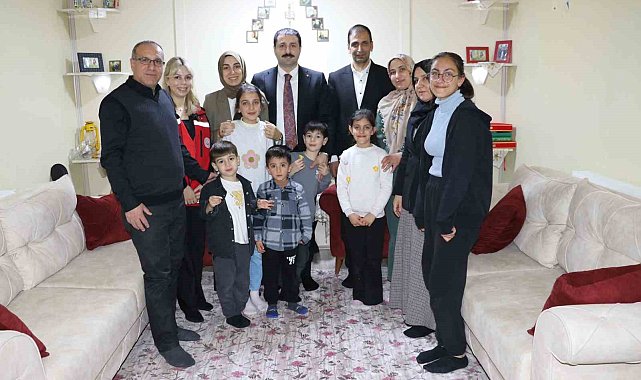 Kaymakam Karali, iftarını şehit ailesi ile birlikte açtı