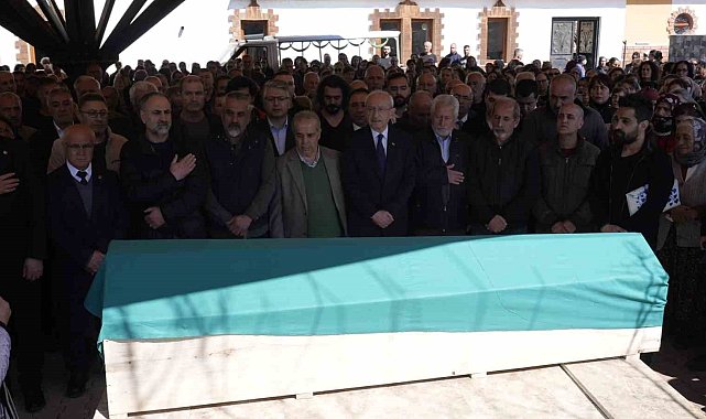 Kılıçdaroğlu, Tunceli'de kuzeninin cenazesine katıldı