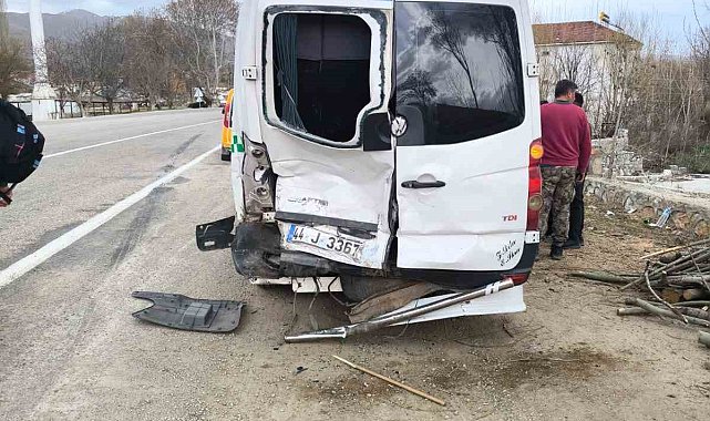 Malatya'da trafik kazası: 3 yaralı