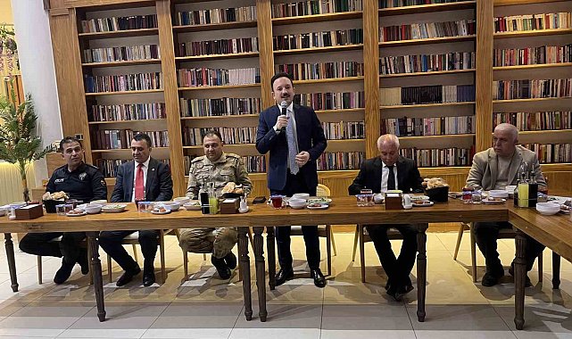 Malazgirtli muhtarlar iftar yemeğinde buluştu