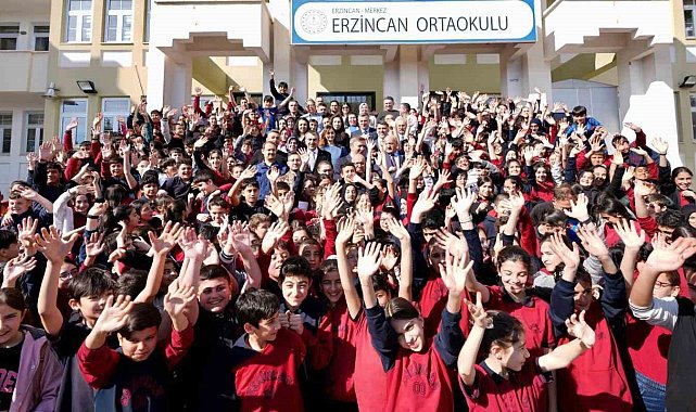 Milli Eğitim Bakanı Tekin Erzincan'a geldi