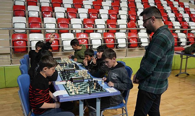 Muş'ta satranç turnuvası heyecanı başladı