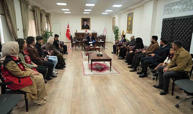 Muş'ta şehit ailelerine "Devlet Övünç Madalyası ve Beratı" takdim edildi