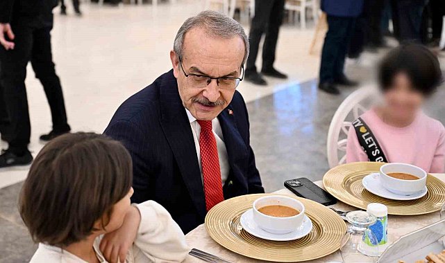 MÜSİAD Malatya Şubesi gönül sofrasını yetimlere açtı