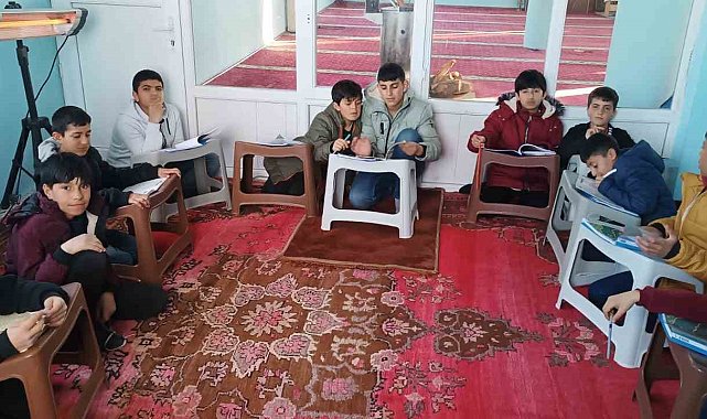 Özalp'te 'Ramazanla Öğreniyorum' projesi başladı