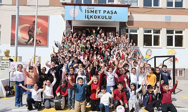 Ramazan Bayramı'nı coşkuyla kutlayan en renkli okul