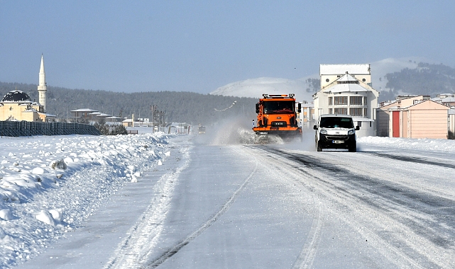 Sarıkamış'ta kar ve soğuk hava etkili oldu