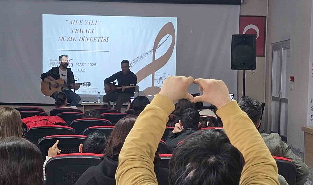 Tunceli'de "Aile Yılı" temalı müzik dinletisi