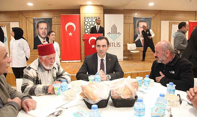 Vali Karakaya, Ahıska Türkleri ile iftarda bir araya geldi