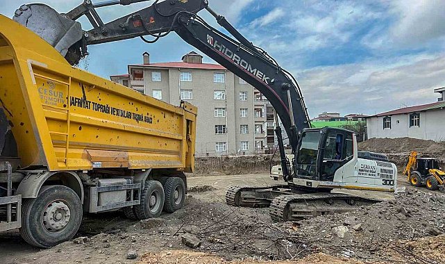 Van Büyükşehir Belediyesi kaçak hafriyat dökümüne göz açtırmıyor