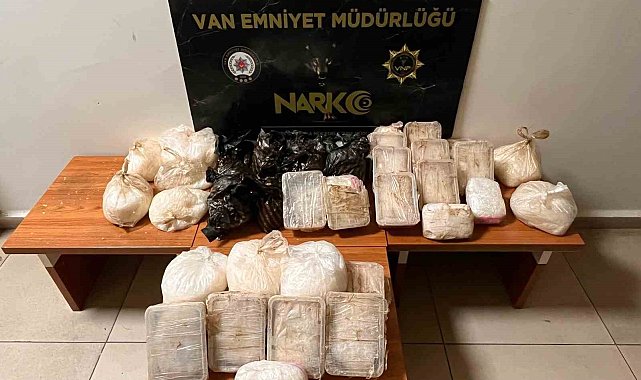 Van'da 30 kilo metamfetamin ele geçirildi