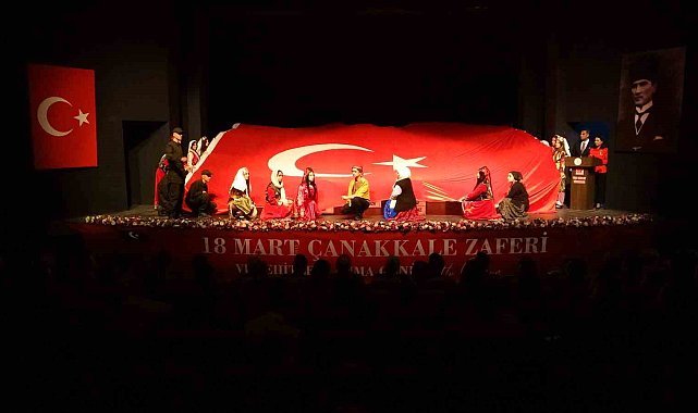 Van'da 'Çanakkale Geçilmez' oratoryosu büyük beğeni aldı