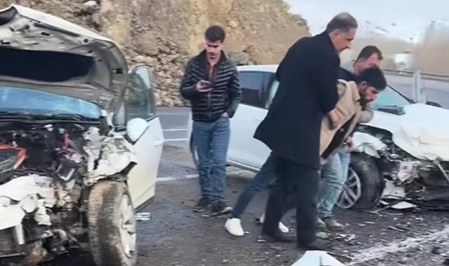 Van'da trafik kazası: 2 yaralı