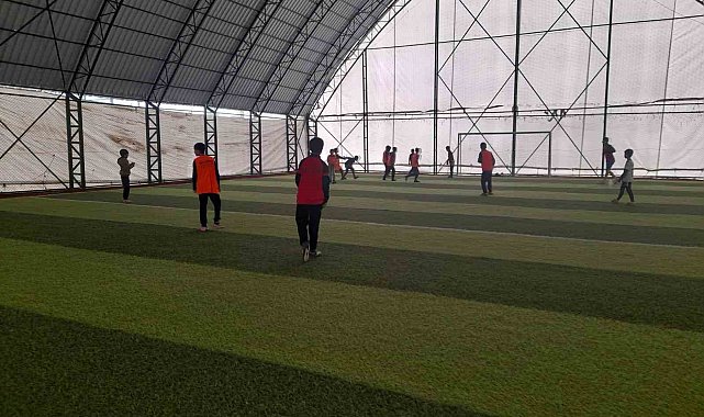 Varto'da futbol kursu yoğun katılımla devam ediyor