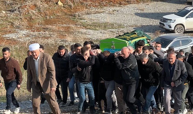 Yüksekova'da kazada hayatını kaybeden 17 yaşındaki Arda toprağa verildi