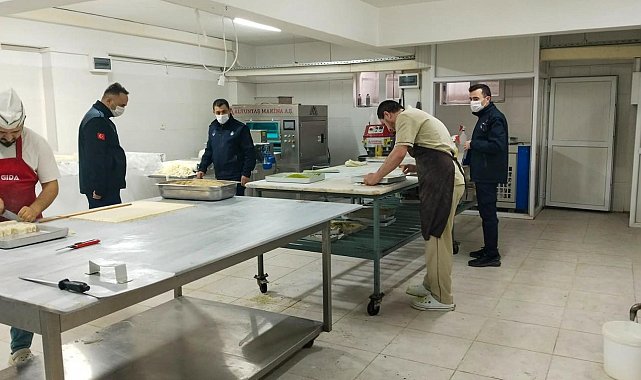 Zabıtadan tatlı ve börek üretimi yapan işletmelere denetim