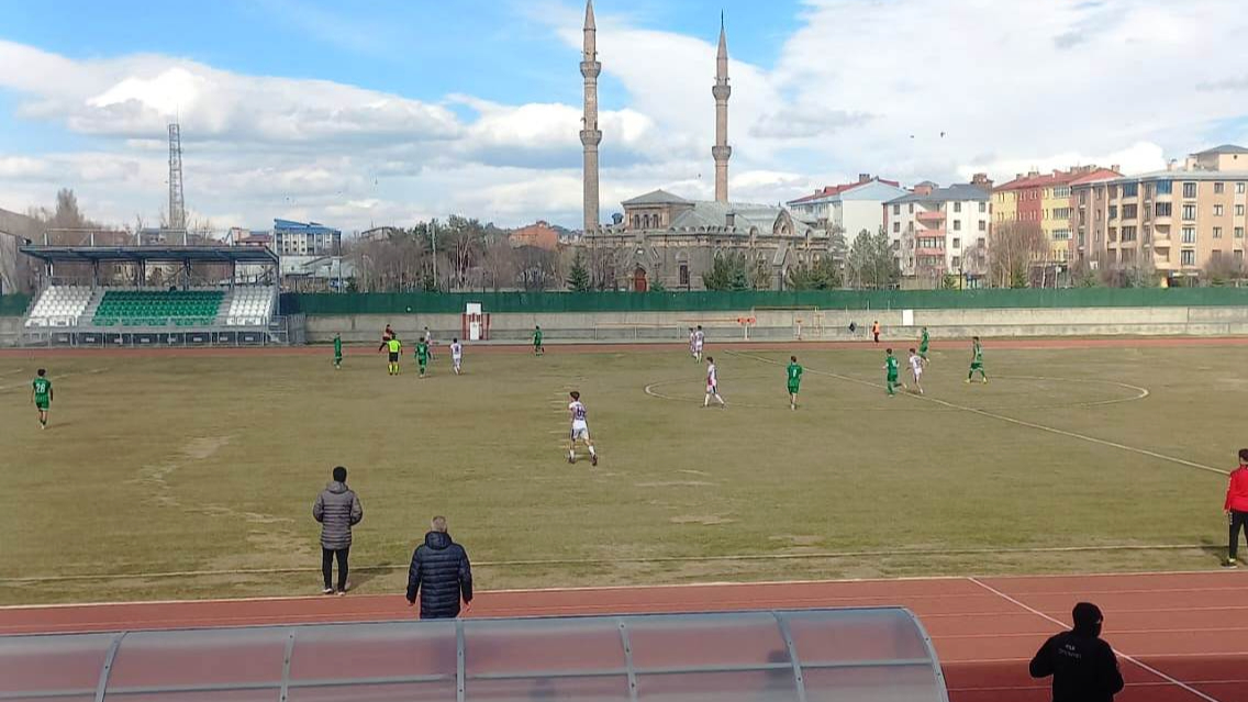 Kars 36 Spor: 1 - Arhavi 08 Spor: 1