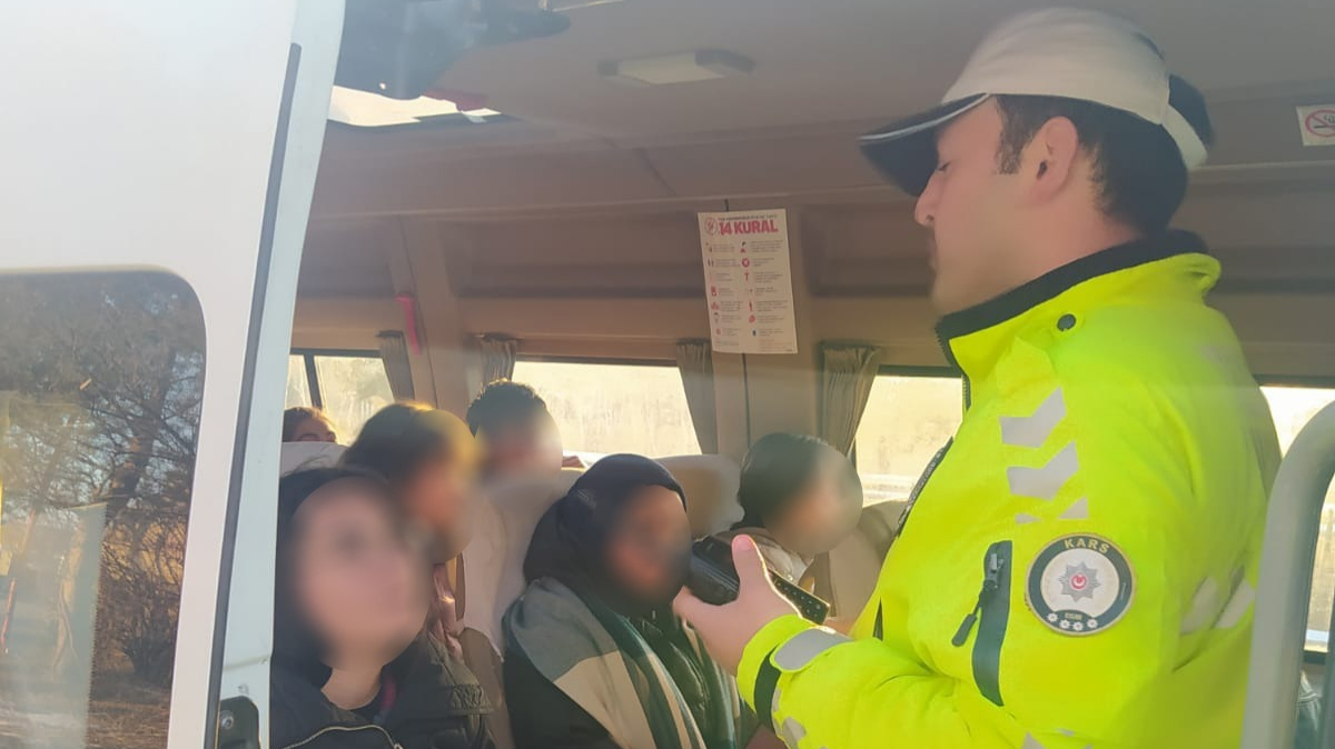 Kars’ta ara tatilin ardından okul servislerine denetim