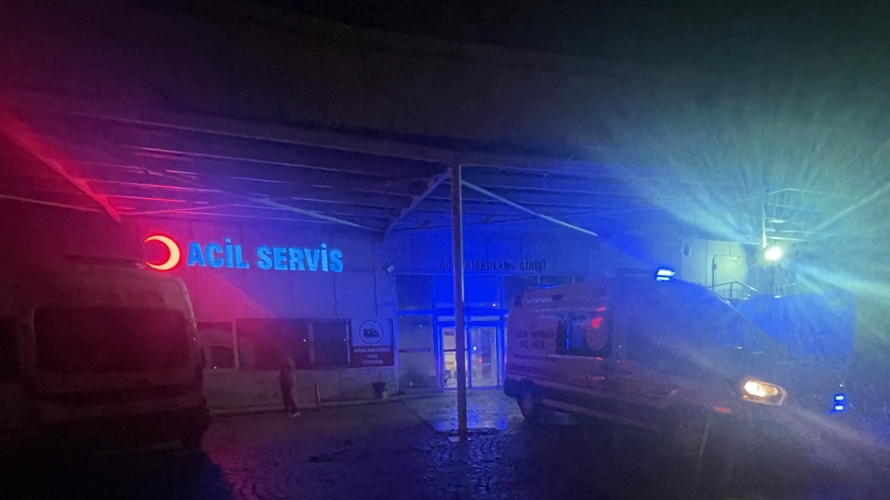 Kars'ta bir kişi tartıştığı eşini öldürdü