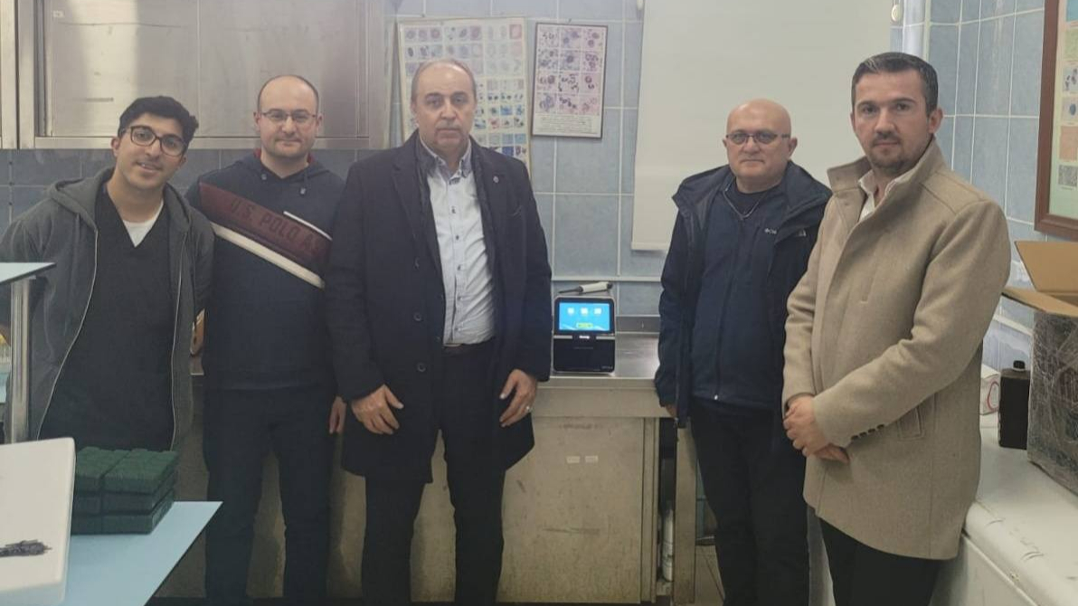 KAÜ’ye "Tam Otomatik Biyokimya Cihazı” desteği