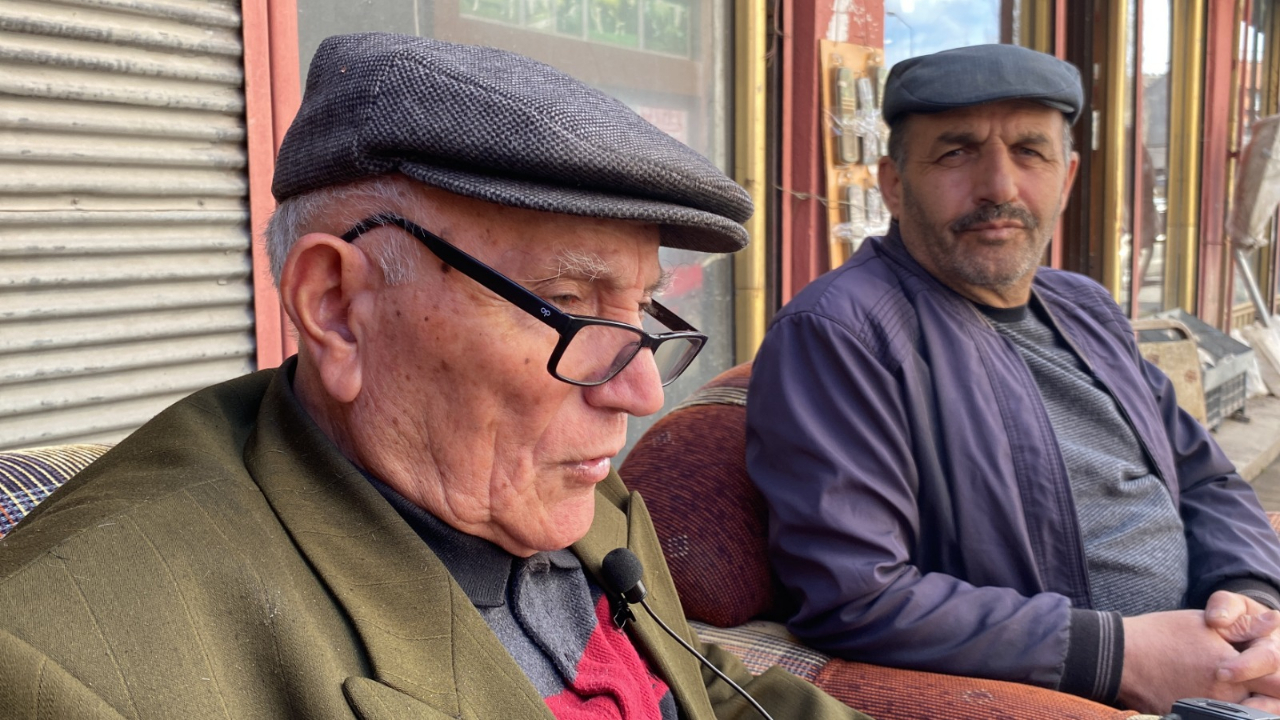 Kars’ta emeklilerden nostaljik sohbetler