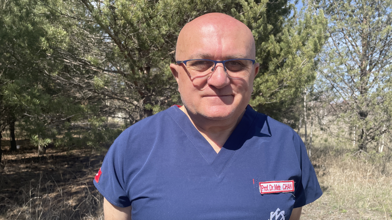 "Yerleşim yerlerine inen bozayılara öz çekim için yaklaşmayın"