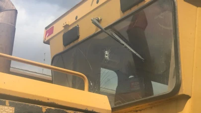 Kars'ta çıkan silahlı kavgada kurşun isabet eden greyder operatörü ağır yaralandı