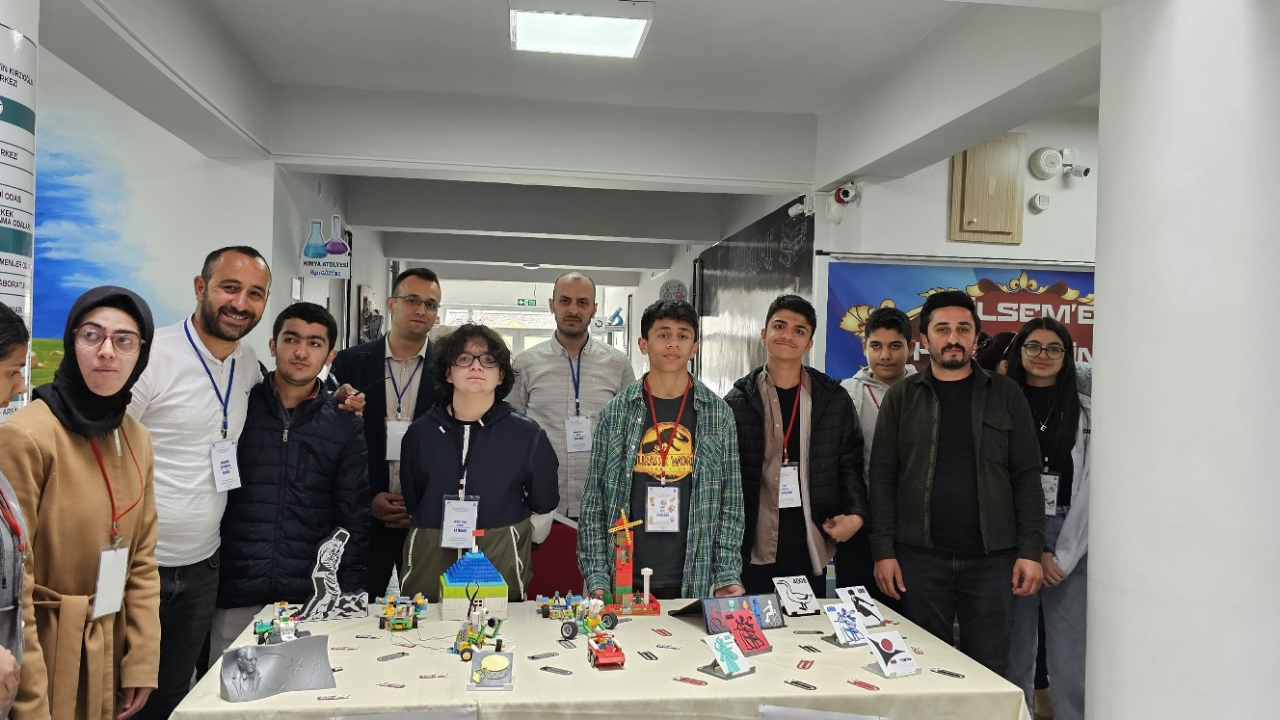 “En Özel Teknoloji Engelsiz STEAM Eğitimi” proje kapanışı yapıldı