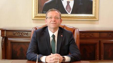 Vali Ziya Polat’tan 23 Nisan Ulusal Egemenlik ve Çocuk Bayramı mesajı