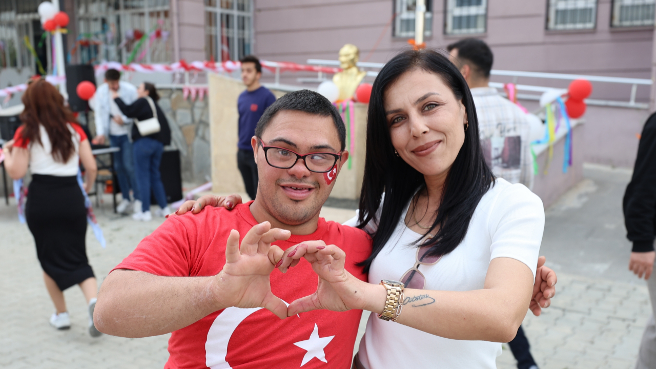 Iğdır'da "özel çocuklar" 23 Nisan'ı etkinliklerle kutladı