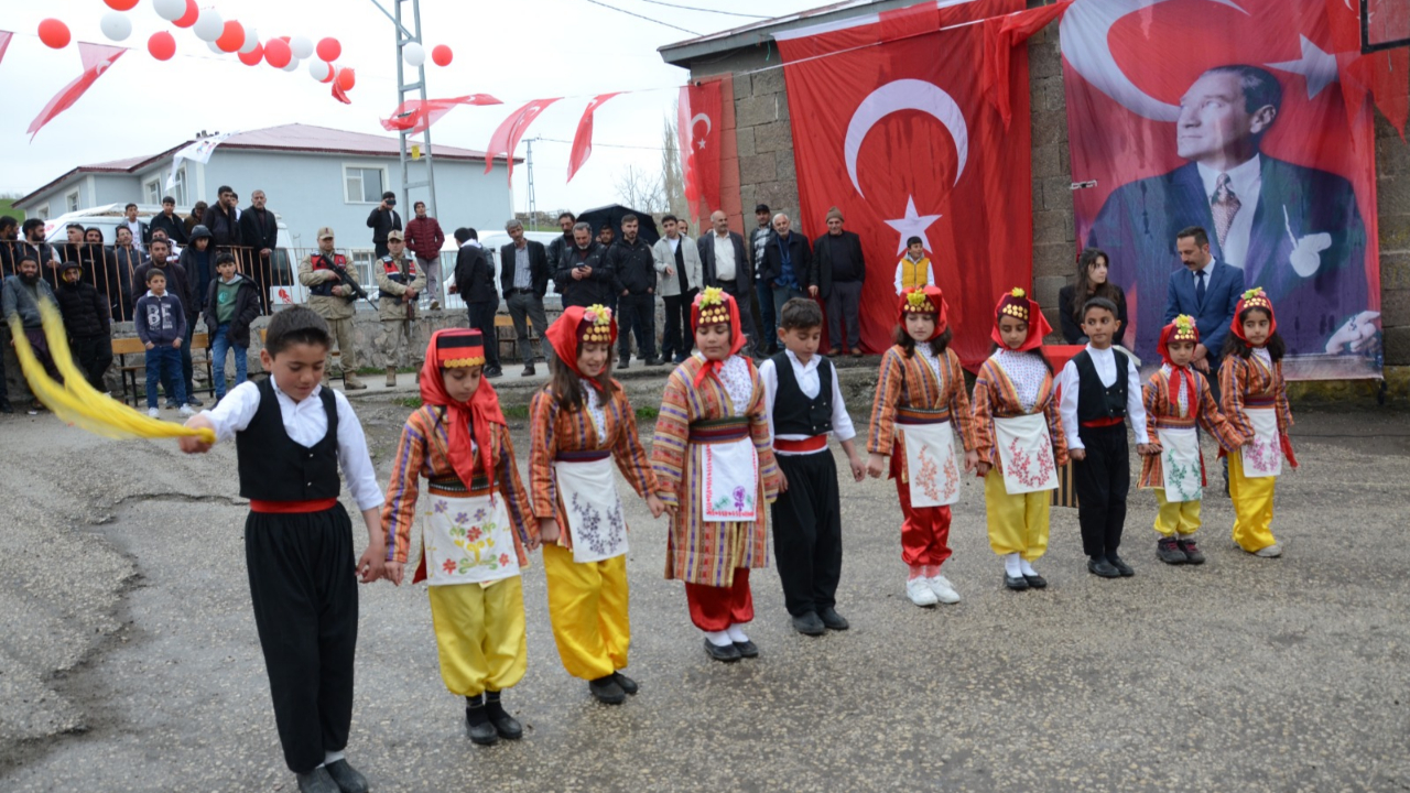 Karaurgan’da 23 Nisan coşkusu