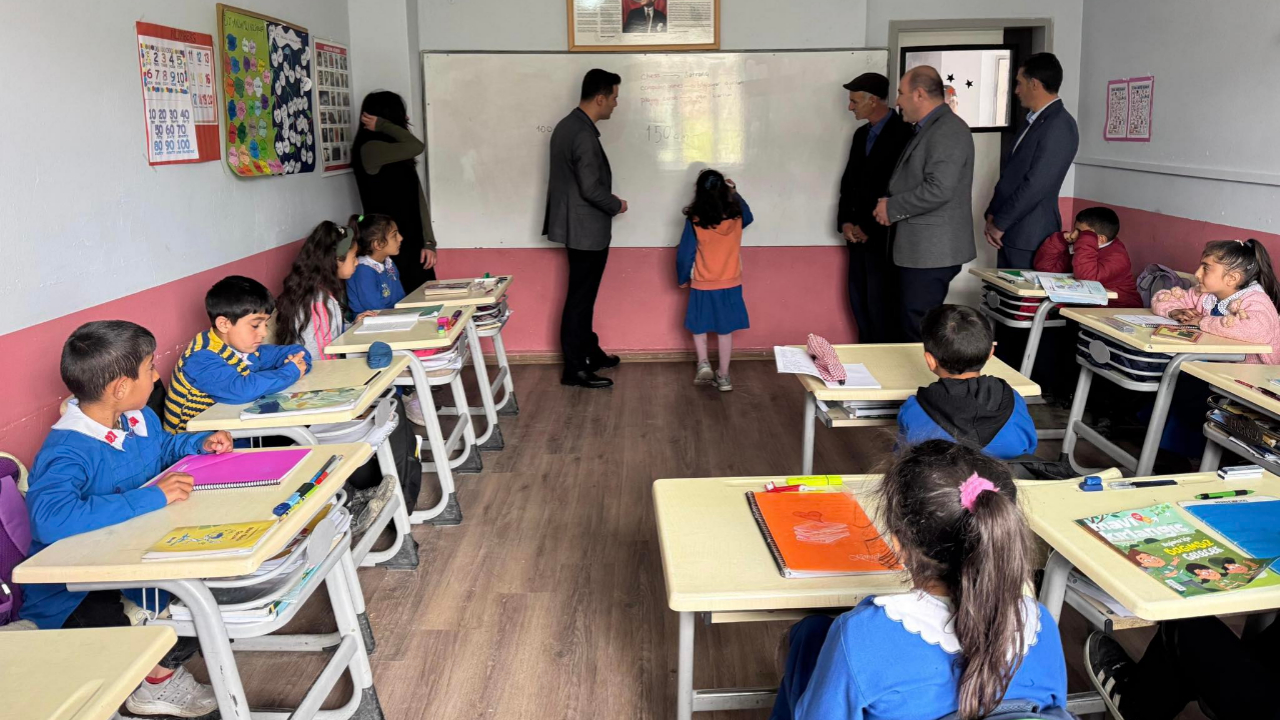 Kaymakam Demirkıran okul ziyaretlerini sürdürüyor