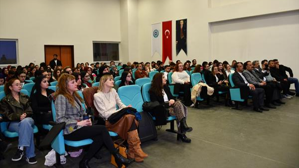 KAÜ’de "Rus Türk İlişkileri, Tarih ve Günümüz" konferansı