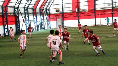 Ağrı’da 1022 öğrenci sahada 23 Nisan için mücadele etti