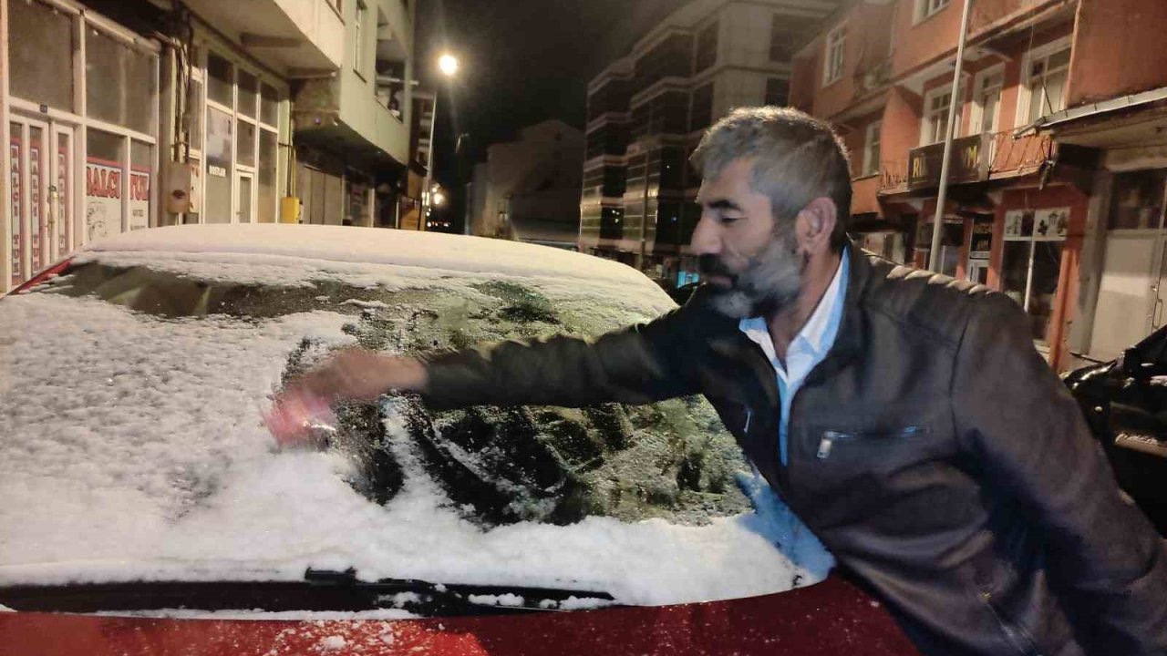 Ardahan’da nisan ayında soğuk hava etkili oluyor
